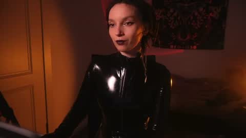Alice Morrison Mistress Datura online show from June 24, 6:26 pm