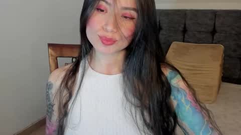 Snapshot of _aliice_1 chatting on October 31, 3:07 am Alice online show from October 31, 3:07 am