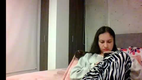 _alyson online show from November 27, 5:37 am