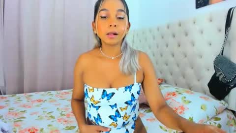 Analia online show from February 15, 1:42 am