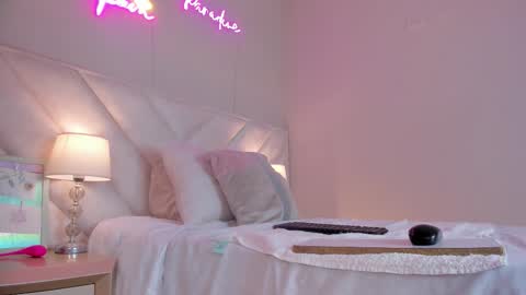 ngela  online show from February 7, 11:35 am