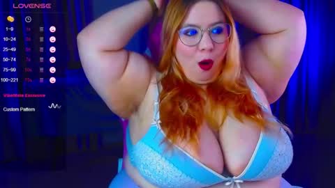 _ariaakashi_ online show from January 12, 8:10 am