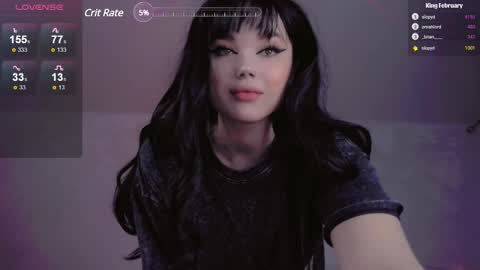 Snapshot of _b_a_n_s_h_e_e_ chatting on February 23, 10:09 pm Emily - BLONDE Jennifer - RED hair online show from February 23, 10:09 pm