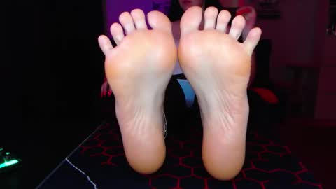 Tiffany online show from November 11, 12:02 am