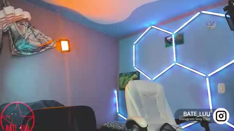 Lunita  online show from October 18, 4:27 am