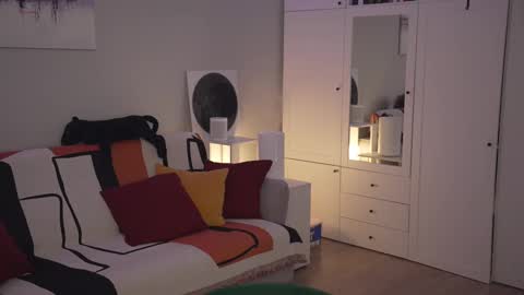 Lili online show from February 19, 10:20 pm