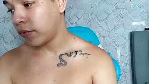 _blake_boy online show from June 28, 3:13 am
