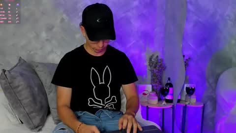 BRUNO online show from October 22, 12:14 am