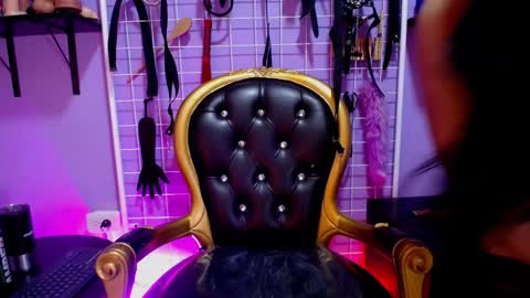 Bella online show from October 3, 4:43 am