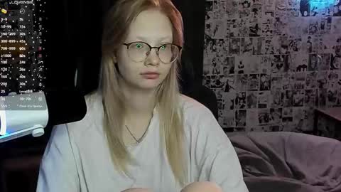Snapshot of _caramel_milk_ chatting on September 27, 3:15 am Merlizz online show from September 27, 3:15 am