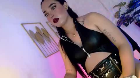 Caroline online show from October 24, 7:31 am