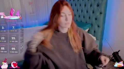 Snapshot of _chlo_e chatting on October 19, 10:53 am Alisa NO NUDE online show from October 19, 10:53 am