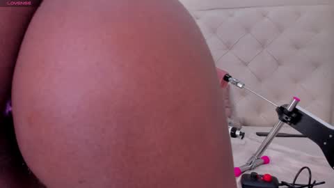 Snapshot of _chloe_adams chatting on January 30, 3:29 pm Chloe online show from January 30, 3:29 pm