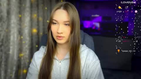 Snapshot of _chloe_miller_ chatting on September 16, 4:43 pm _chloe_miller_ online show from September 16, 4:43 pm