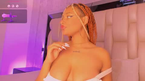     online show from November 28, 10:28 pm