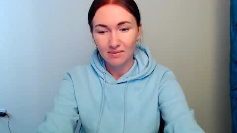 _cutie_and_shy_ online show from September 25, 6:20 am