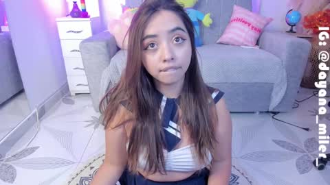 Snapshot of _dayana_miler chatting on March 11, 12:22 am IG Dayana miler online show from March 11, 12:22 am