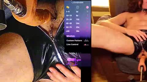 Love to feel  my ass stuffed until exploding cum... online show from March 3, 8:27 pm