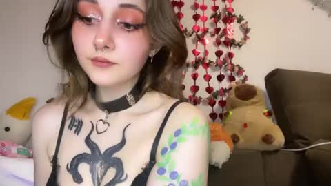 Snapshot of _devilbaby chatting on March 7, 4:44 pm Kate online show from March 7, 4:44 pm
