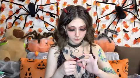 Snapshot of _devilbaby chatting on October 11, 5:38 pm Kate online show from October 11, 5:38 pm