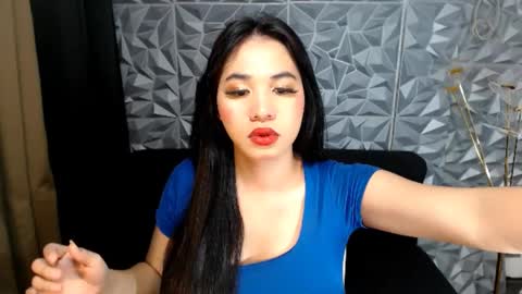 dimple online show from January 24, 8:55 am