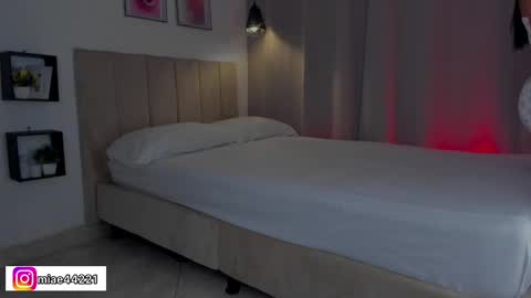 Emma and Tonny online show from September 19, 3:16 pm