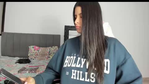 Snapshot of _elektrah chatting on February 27, 10:53 pm _elektrah online show from February 27, 10:53 pm