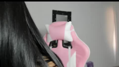 Snapshot of _elektrah chatting on December 3, 9:50 pm _elektrah online show from December 3, 9:50 pm