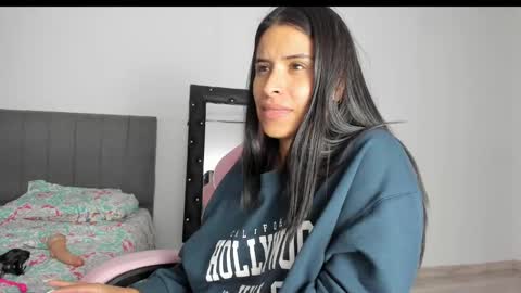 Snapshot of _elektrah chatting on February 27, 1:52 am _elektrah online show from February 27, 1:52 am