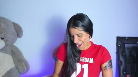 Snapshot of _elektrah chatting on September 12, 12:56 am _elektrah online show from September 12, 12:56 am