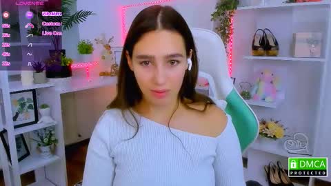 Lizzy  online show from December 16, 10:16 pm