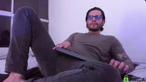 Snapshot of _elon_coxx_ chatting on October 13, 2:24 am  -         online show from October 13, 2:24 am