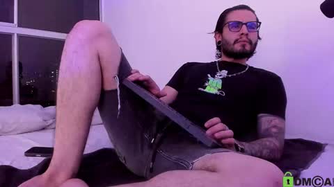 Snapshot of _elon_coxx_ chatting on October 5, 1:36 am  -         online show from October 5, 1:36 am
