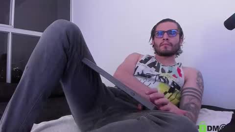 Snapshot of _elon_coxx_ chatting on September 19, 11:30 pm  -         online show from September 19, 11:30 pm