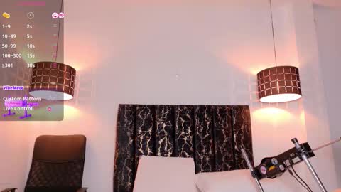 _emily_perez online show from January 17, 8:06 pm