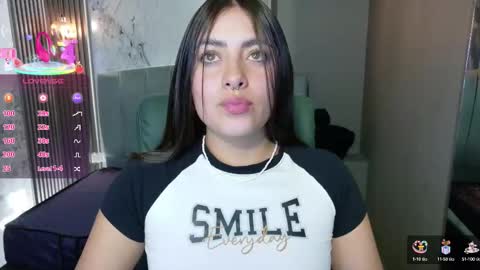 Snapshot of _emma_diamond_ chatting on September 9, 1:16 am Emma online show from September 9, 1:16 am
