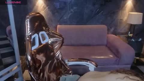  evoni  online show from January 13, 12:35 pm