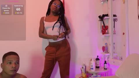 Paul And Ariana online show from November 2, 12:27 pm