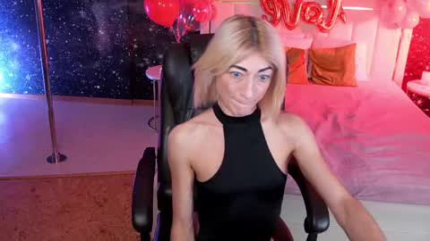  F R A U  online show from March 5, 7:16 am