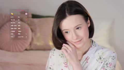 Essie  online show from March 3, 9:44 am