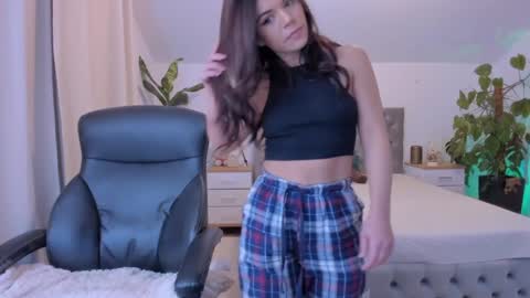 Gabriela online show from November 29, 12:51 am