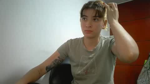 Mia-foster online show from March 21, 1:44 am