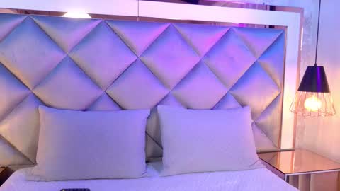 _giggy online show from January 14, 11:40 am