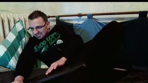 Manuel online show from October 26, 11:22 am