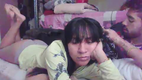 Snapshot of _iluvatar_ chatting on February 23, 9:05 pm _iluvatar_ online show from February 23, 9:05 pm