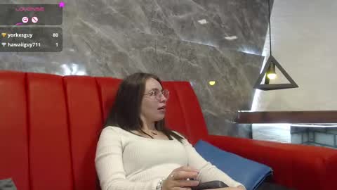 Isa online show from March 10, 2:16 pm