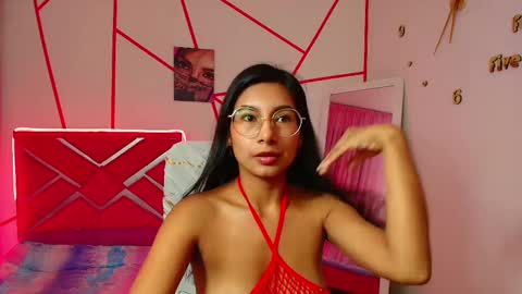 Snapshot of _jessi69_ chatting on February 14, 11:31 pm Jesica online show from February 14, 11:31 pm