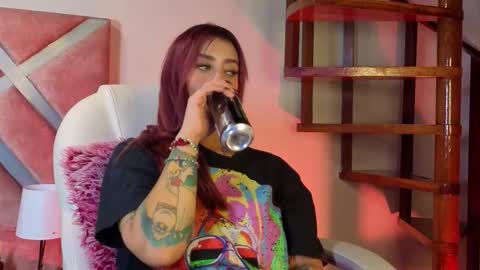 kelly online show from December 4, 1:22 pm