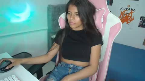 _kendall_jones online show from January 23, 2:55 am