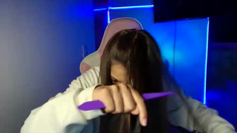 khloe sweet online show from May 6, 2:56 pm